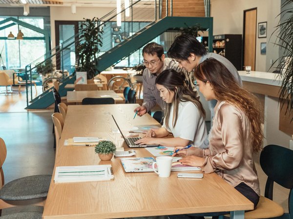 Travailler dans l'hôtellerie et la restauration sans diplôme : est-ce possible ?